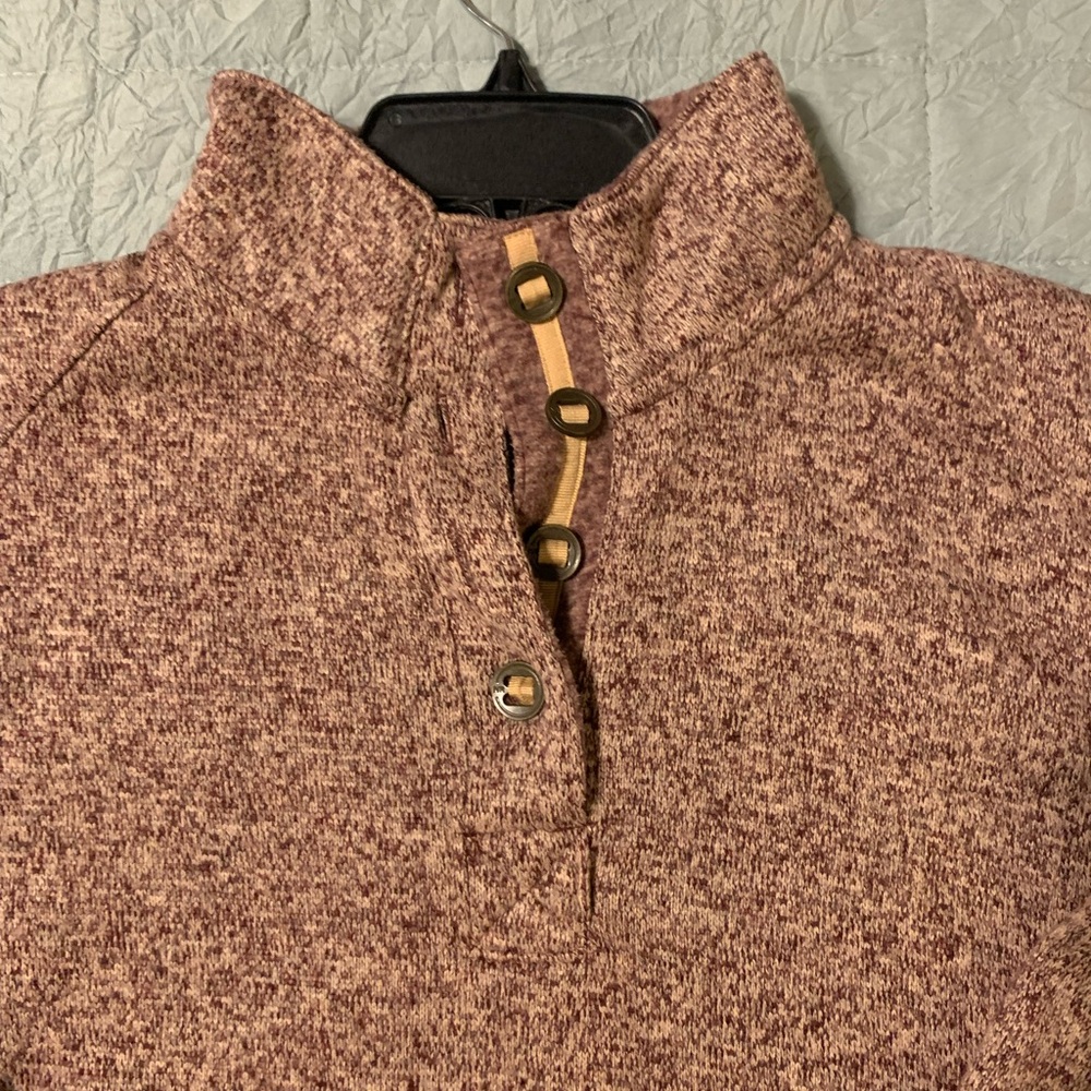 Pullover - Picture 2 of 2